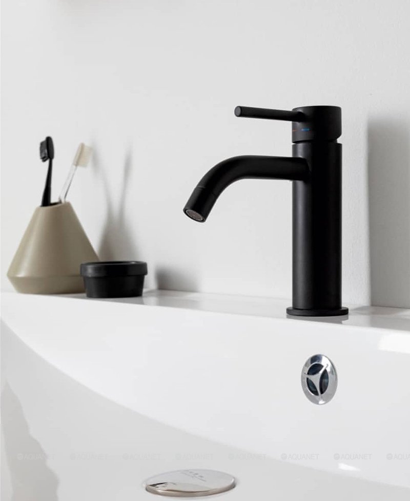 Смеситель для раковины Paffoni Light LIG071NO Смеситель для раковины Paffoni Light LIG071NO