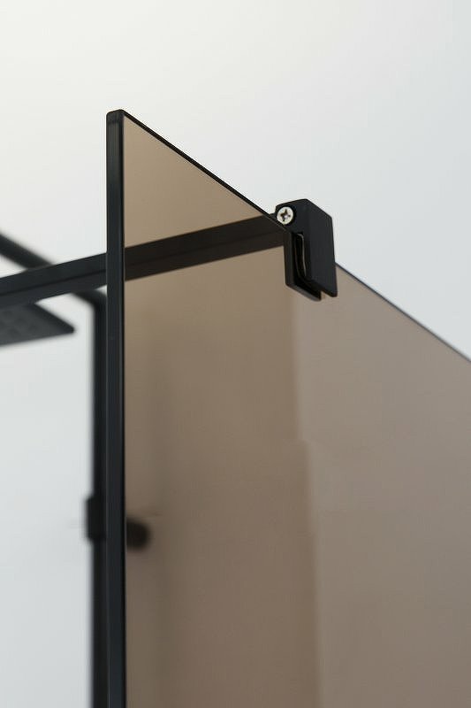 LIBERTA-L-2-80-120-BR-NERO Душевая перегородка с возможностью двустороннего входа, стекло бронза, профиль чёрный, 800x1200x1950 мм LIBERTA-L-2-80-120-BR-NERO Душевая перегородка с возможностью двустороннего входа, стекло бронза, профиль чёрный, 800x1200x1950 мм