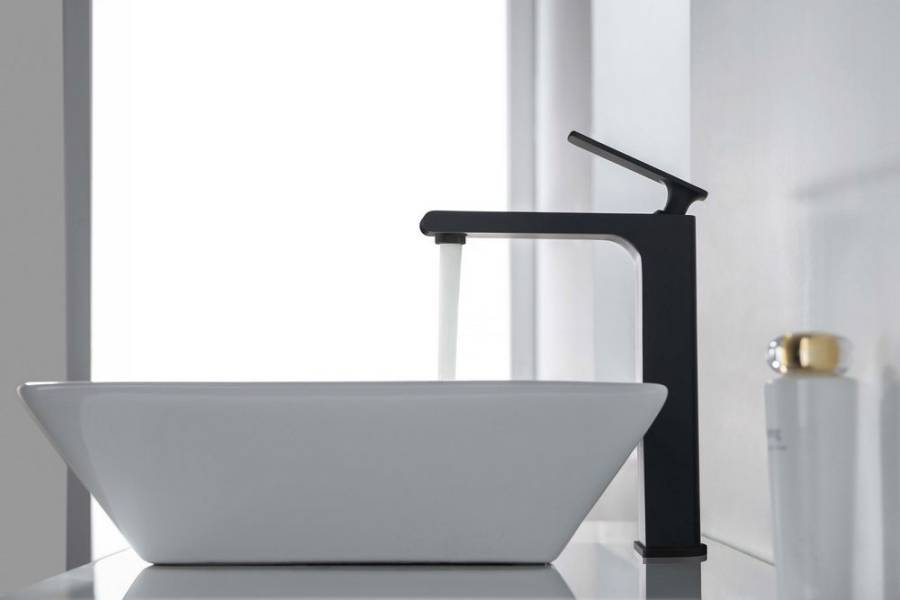 Смеситель Timo Anni 2711/03F для раковины, черный матовый Смеситель Timo Anni 2711/03F для раковины, черный матовый