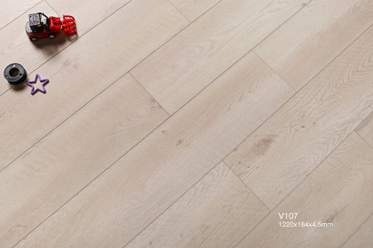 Виниловый ламинат Betta Villa V107 Дуб Малье Виниловый ламинат Betta Villa V107 Дуб Малье