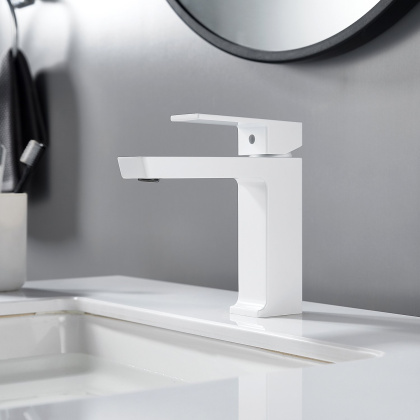 Смеситель для раковины ROSE R18C R1801C-1