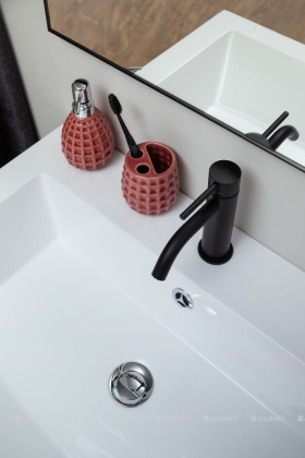 Смеситель для раковины Paffoni Light LIG071NO Смеситель для раковины Paffoni Light LIG071NO