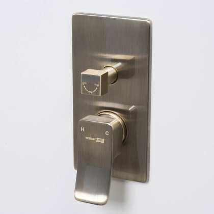 Exter 1641 Смеситель для ванны и душа Wasserkraft