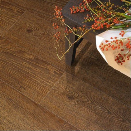 Ламинат Quick-step Perspective UF1387 Доска дуба натур старинного(9,5 мм/32 кл/1,507 кв.м.) 1380*156, м2 Ламинат Quick-step Perspective UF1387 Доска дуба натур старинного(9,5 мм/32 кл/1,507 кв.м.) 1380*156, м2