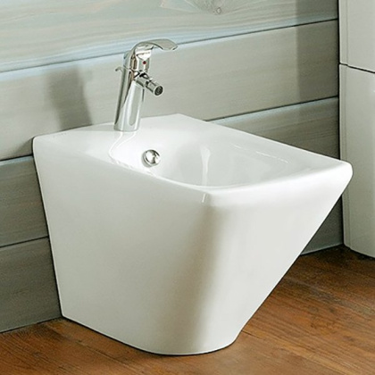 Биде Jacob Delafon Escale E1293-00 Белое напольное Биде Jacob Delafon Escale E1293-00 Белое напольное