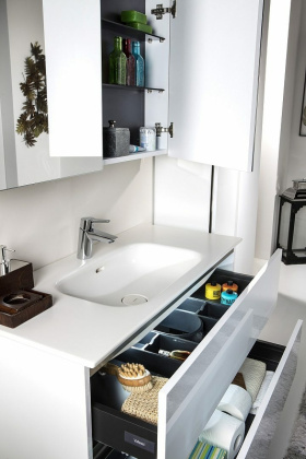 Зеркальный шкаф Vallessi 100 белый глянец с подсветкой 546-W Boheme