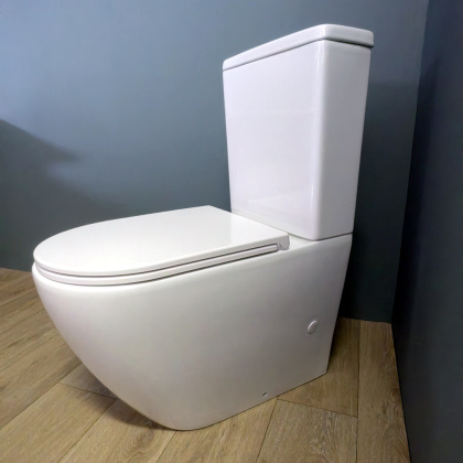 Чаша напольного унитаза безободковая Creto Logan L5 1005-001-L6CW с крышкой-сиденьем микролифт, белая Чаша напольного унитаза безободковая Creto Logan L5 1005-001-L6CW с крышкой-сиденьем микролифт, белая