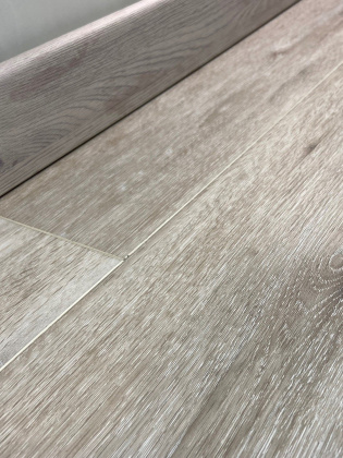 Кварц-виниловый ламинат SPC Aspenfloor Natural Touch NT3-05 Дуб Каньон 4V (5,5мм//2,245м2) (1 220мм*184мм), м2 Кварц-виниловый ламинат SPC Aspenfloor Natural Touch NT3-05 Дуб Каньон 4V (5,5мм//2,245м2) (1 220мм*184мм), м2