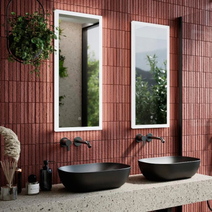 Зеркало для ванной комнаты  SANCOS Polo 350х800 с подсветкой, арт. PL35 Зеркало для ванной комнаты  SANCOS Polo 350х800 с подсветкой, арт. PL35