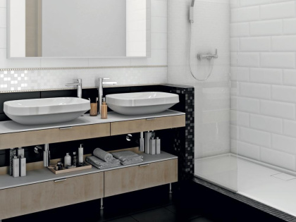 Бисер POD002 прозрачный люстрированный 20*0,6 (1уп/42шт.), шт