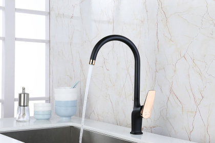 Смеситель Lemark Bronx LM3705BLR для кухни Смеситель Lemark Bronx LM3705BLR для кухни