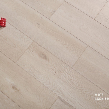 Виниловый ламинат Betta Villa V107 Дуб Малье Виниловый ламинат Betta Villa V107 Дуб Малье