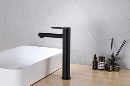 Смеситель ABBER Emotion AF8811B для накладной раковины, черный матовый Смеситель ABBER Emotion AF8811B для накладной раковины, черный матовый