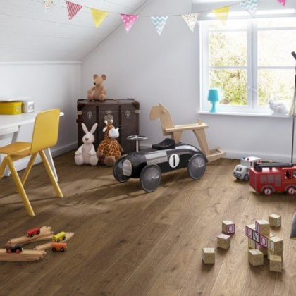 Ламинат Quick-step Perspective PER1492 Доска дуба белого медиум (9мм/32кл/1,507м2) 1380*156, м2 Ламинат Quick-step Perspective PER1492 Доска дуба белого медиум (9мм/32кл/1,507м2) 1380*156, м2