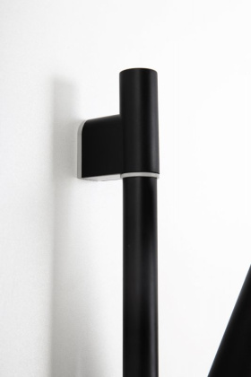 UNO-SAL-CRM Душевая штанга с подвижным держателем для душа Исполнение: Хром 