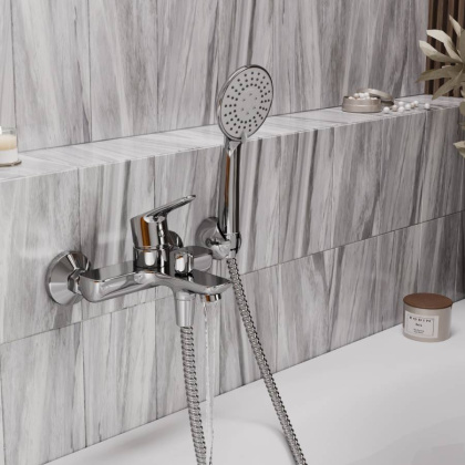 Lippe 4501 Смеситель для ванны с коротким изливом Wasserkraft