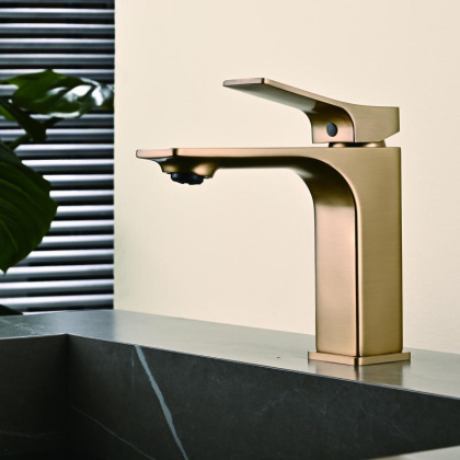 Смеситель для раковины Shevanik S61G S6101G