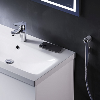 Смеситель Для раковины с гигиеническим душем F85C03000 Sunny Смеситель Для раковины с гигиеническим душем F85C03000 Sunny