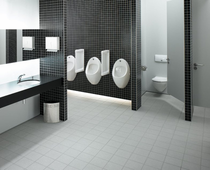 Писсуар Arkitekt с сенсорным смывом, питание от батарейки