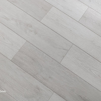 Виниловый ламинат Betta Villa V113 Дуб Лаурия Виниловый ламинат Betta Villa V113 Дуб Лаурия