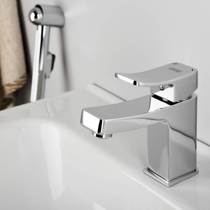 Aller 1068 Смеситель для умывальника с гигиенической лейкой Wasserkraft Aller 1068 Смеситель для умывальника с гигиенической лейкой Wasserkraft